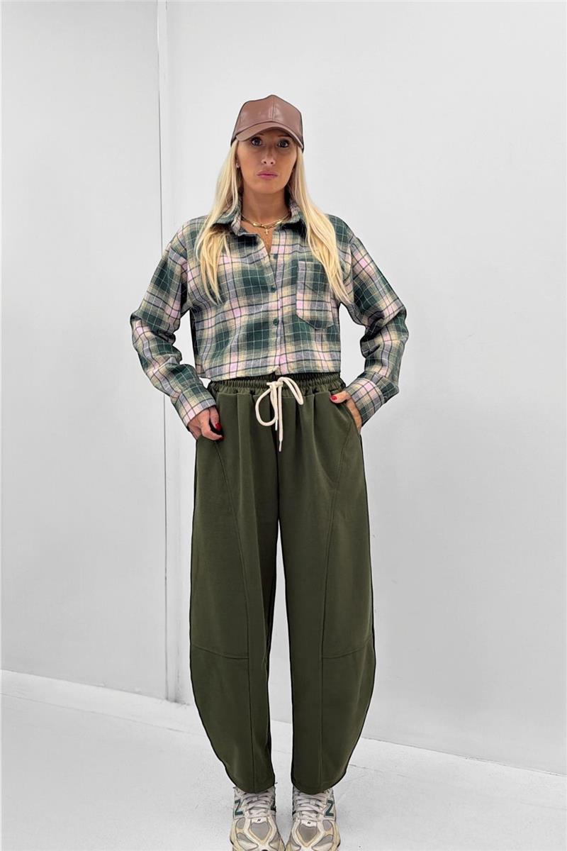 pantalone modello balloon sporty